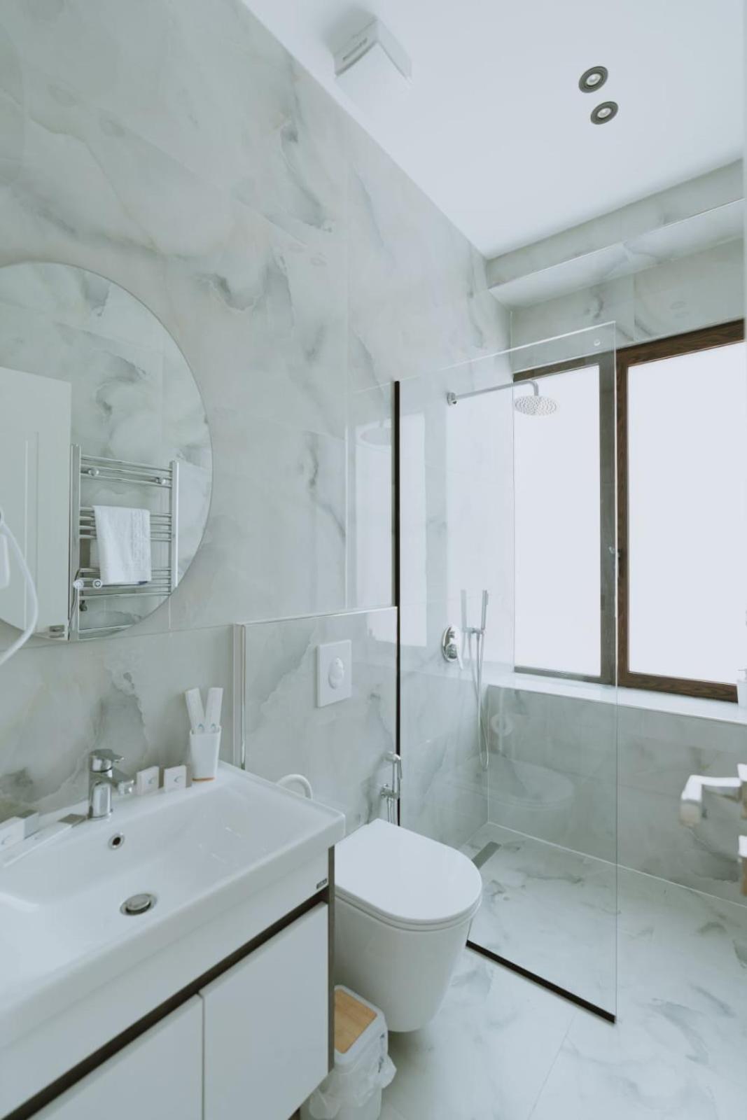 Dyrmo Hotel Berat Eksteriør bilde