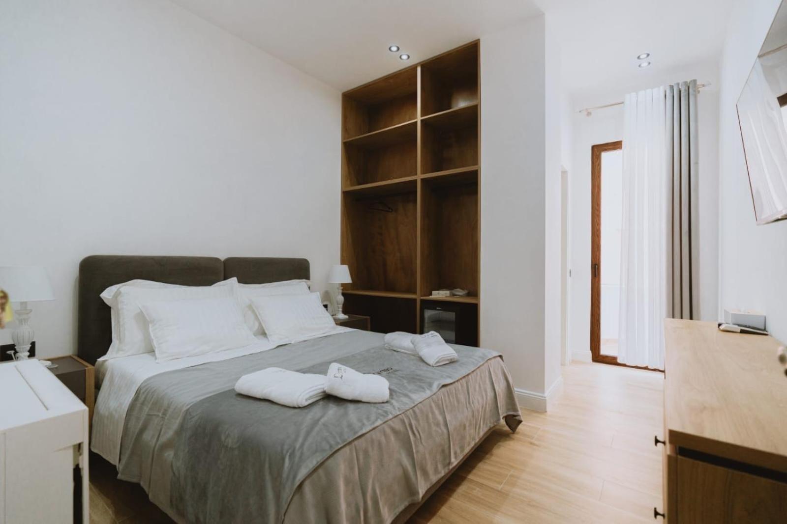 Dyrmo Hotel Berat Eksteriør bilde