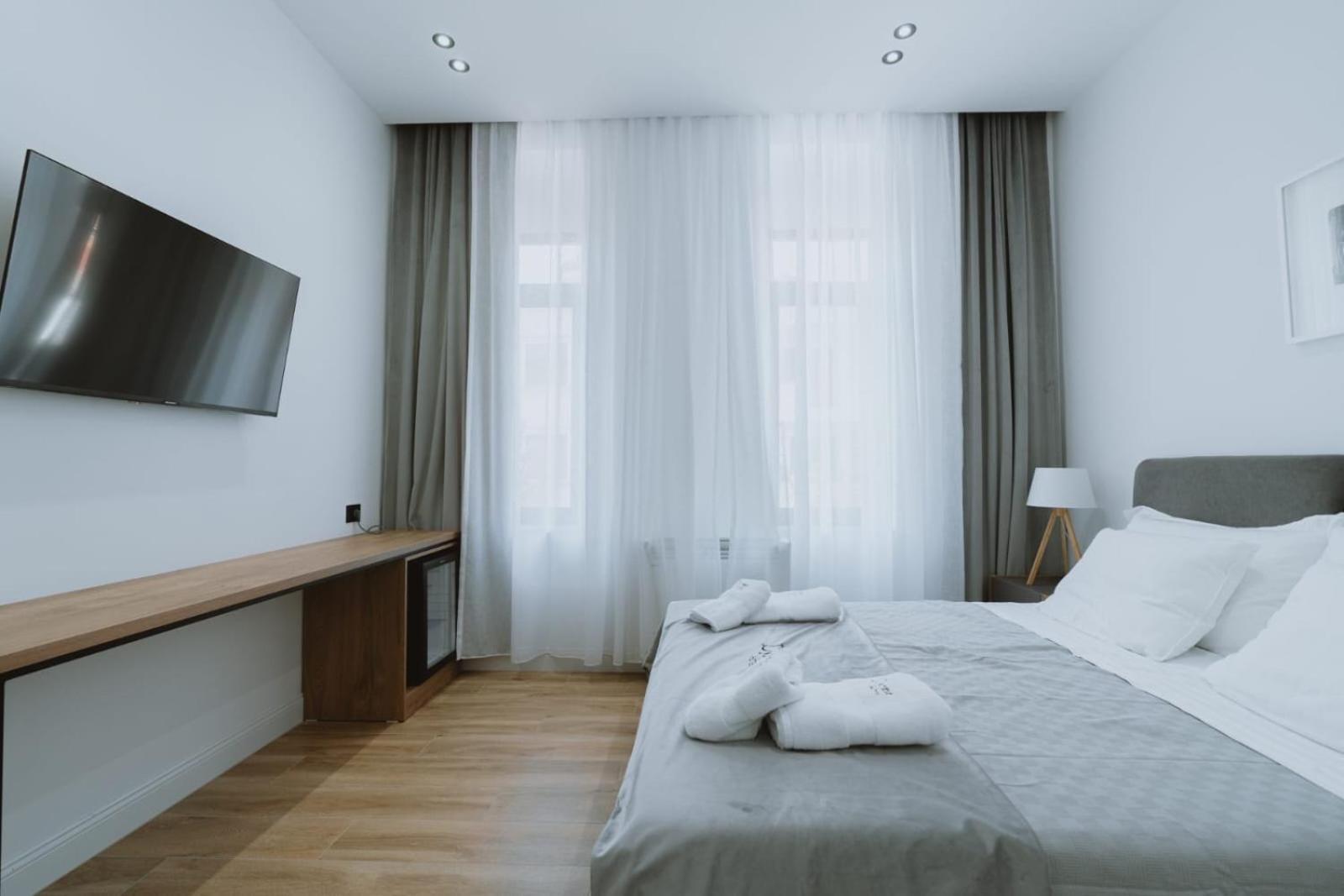 Dyrmo Hotel Berat Eksteriør bilde